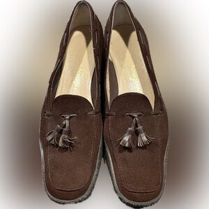 Salvatore Ferragamo Vintage Women’s Chocolate Suede Loafers with Leather Tassels
